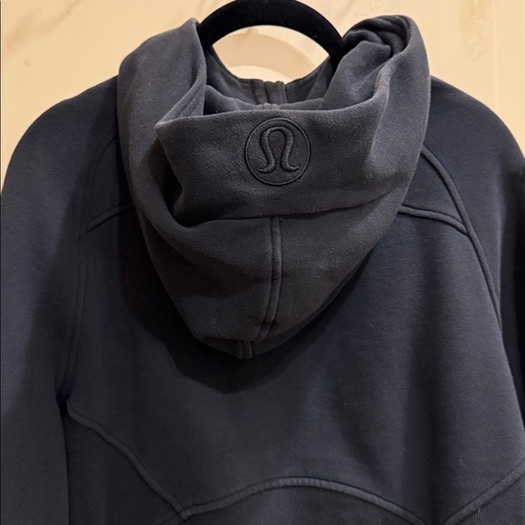 Lululemon Scuba Hoody - Picture 4 of 6